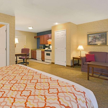 Hawthorn Suites By Wyndham Cincinnati/Sharonville Buitenkant foto