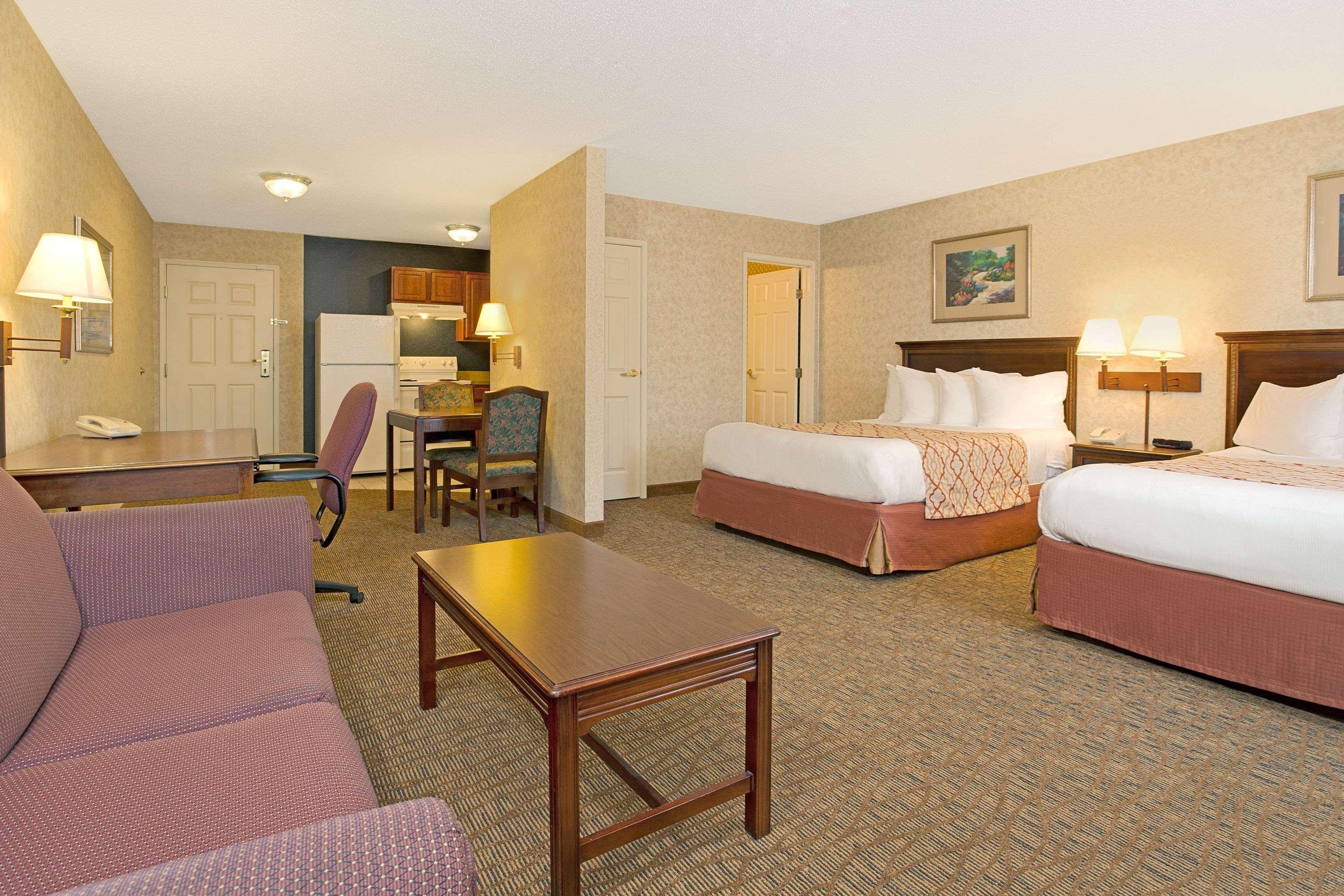 Hawthorn Suites By Wyndham Cincinnati/Sharonville Buitenkant foto